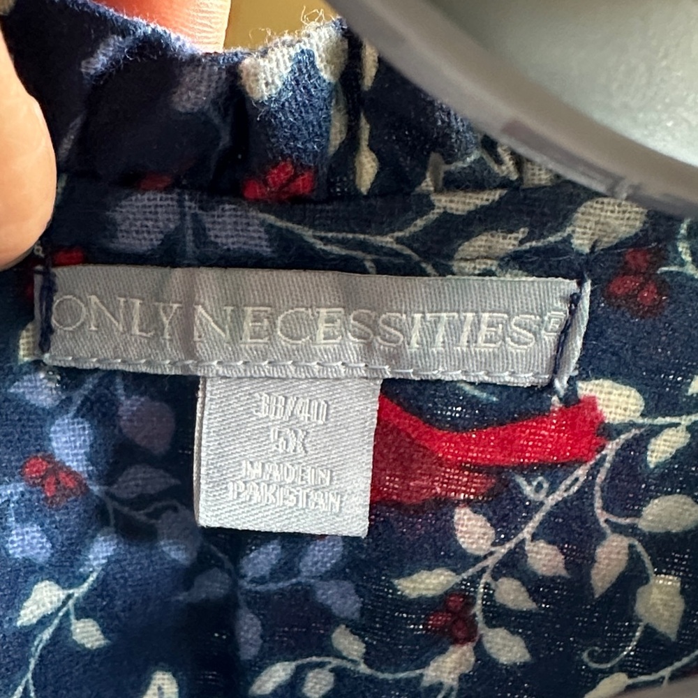 Only Necessities Navy Floral Dress - Picture 2 of 10